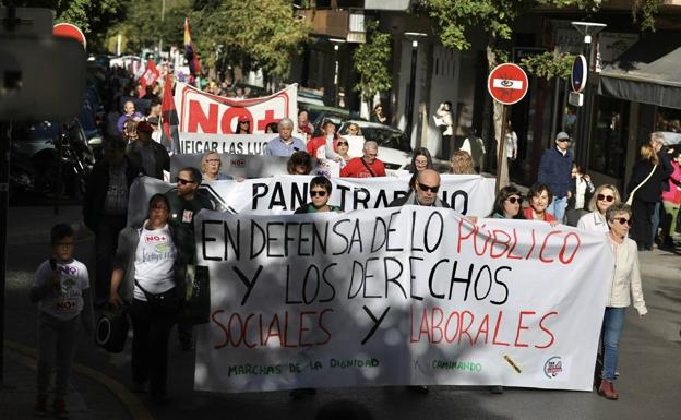 La Marcha por la Dignidad pide en Granada defender lo